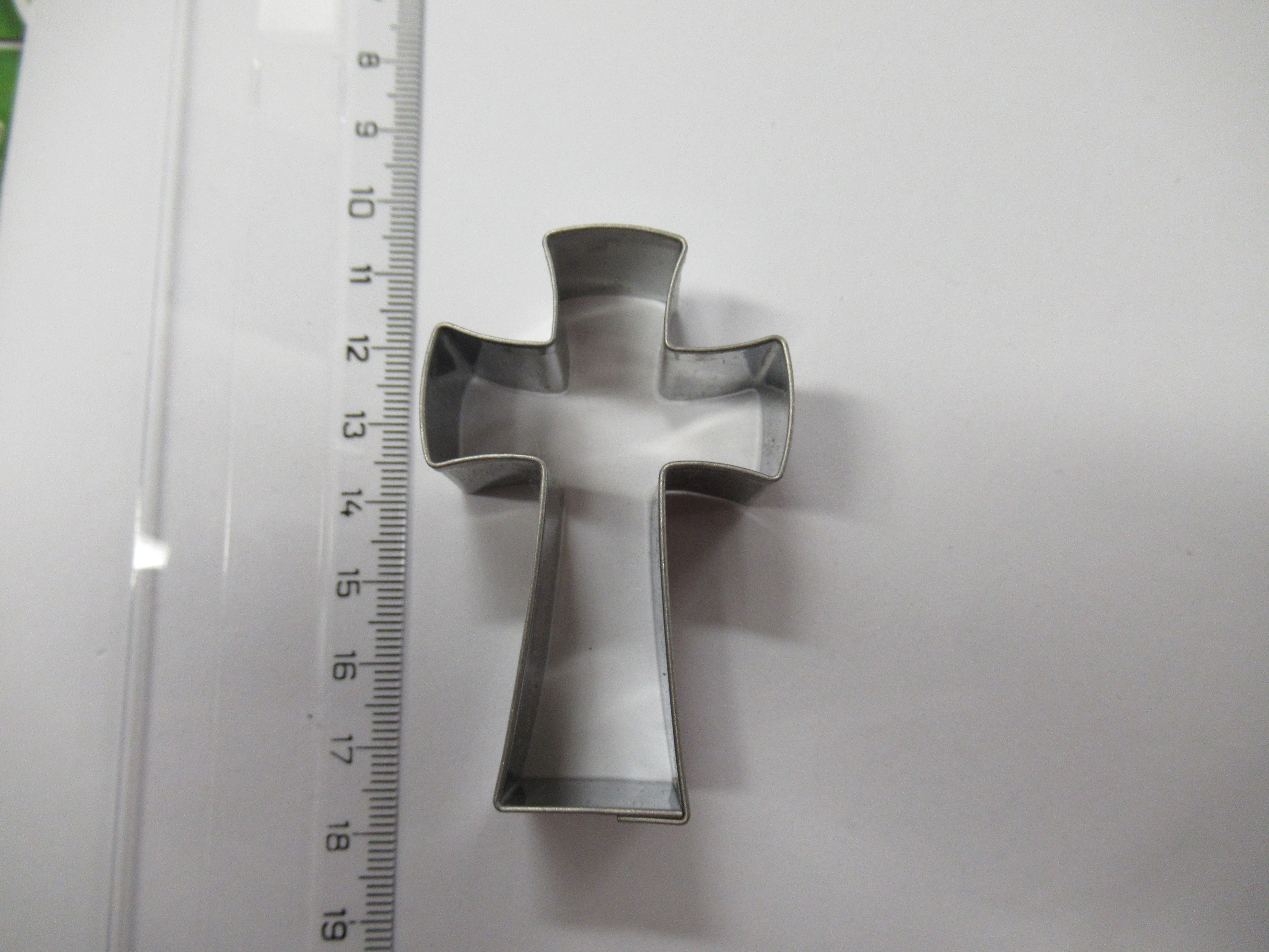 Vykrajovátko pocínované KŘÍŽ - 7cm