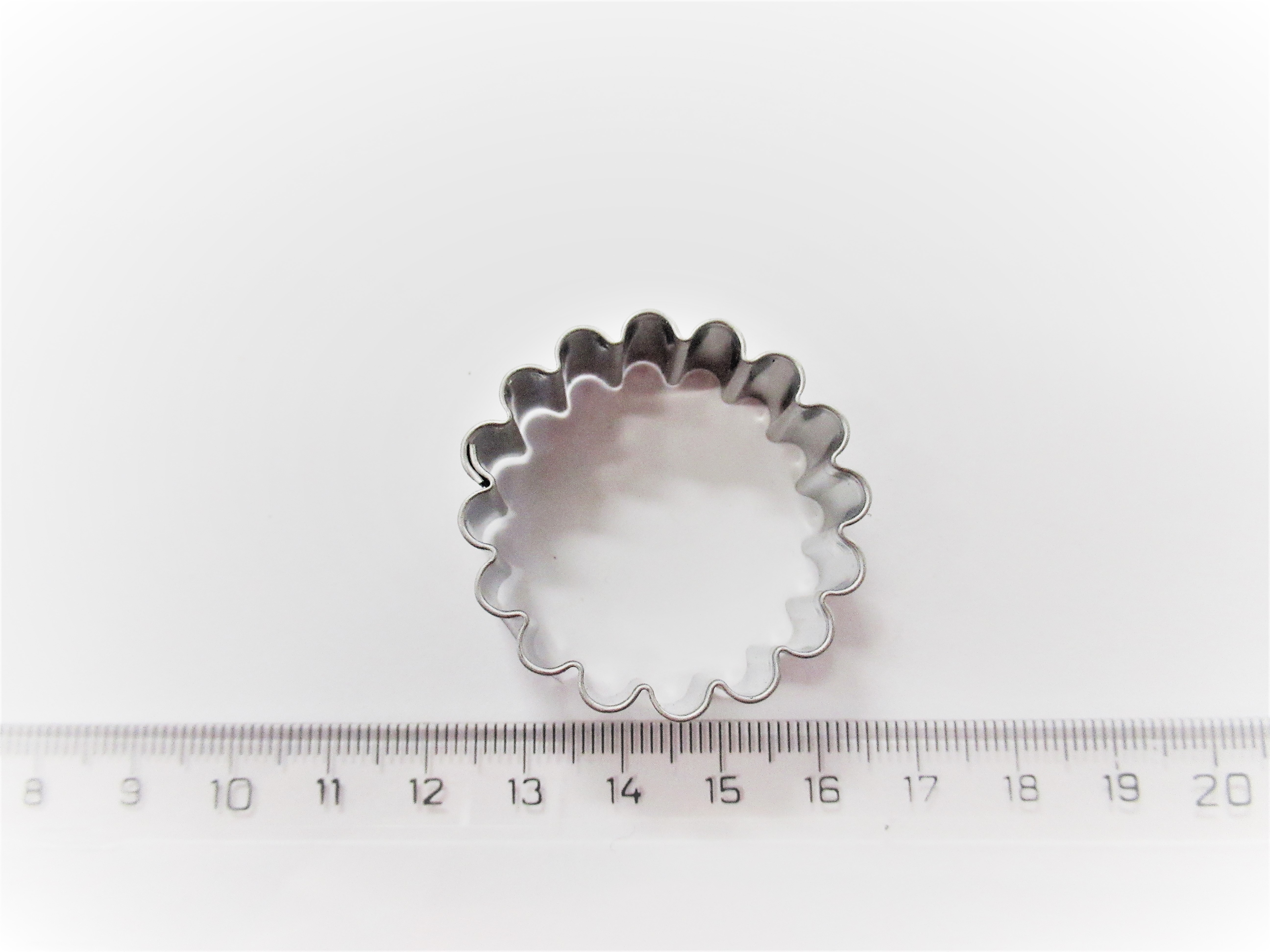 Vykrajovátko pocínované KOLEČKO KRAJKOVANÉ 4cm