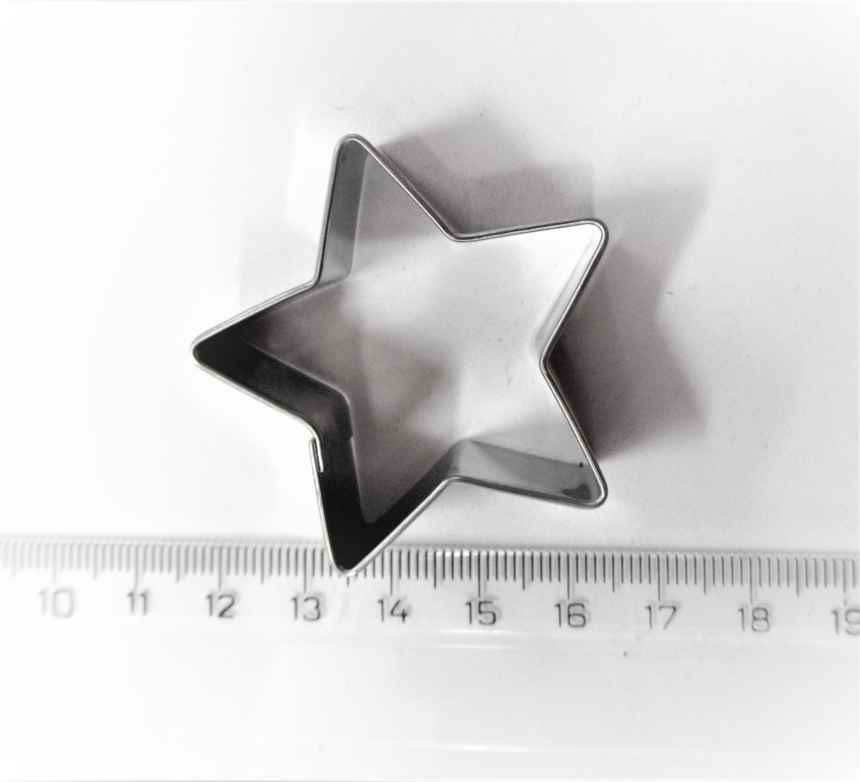 Vykrajovátko pocínované HVĚZDA 1 4cm