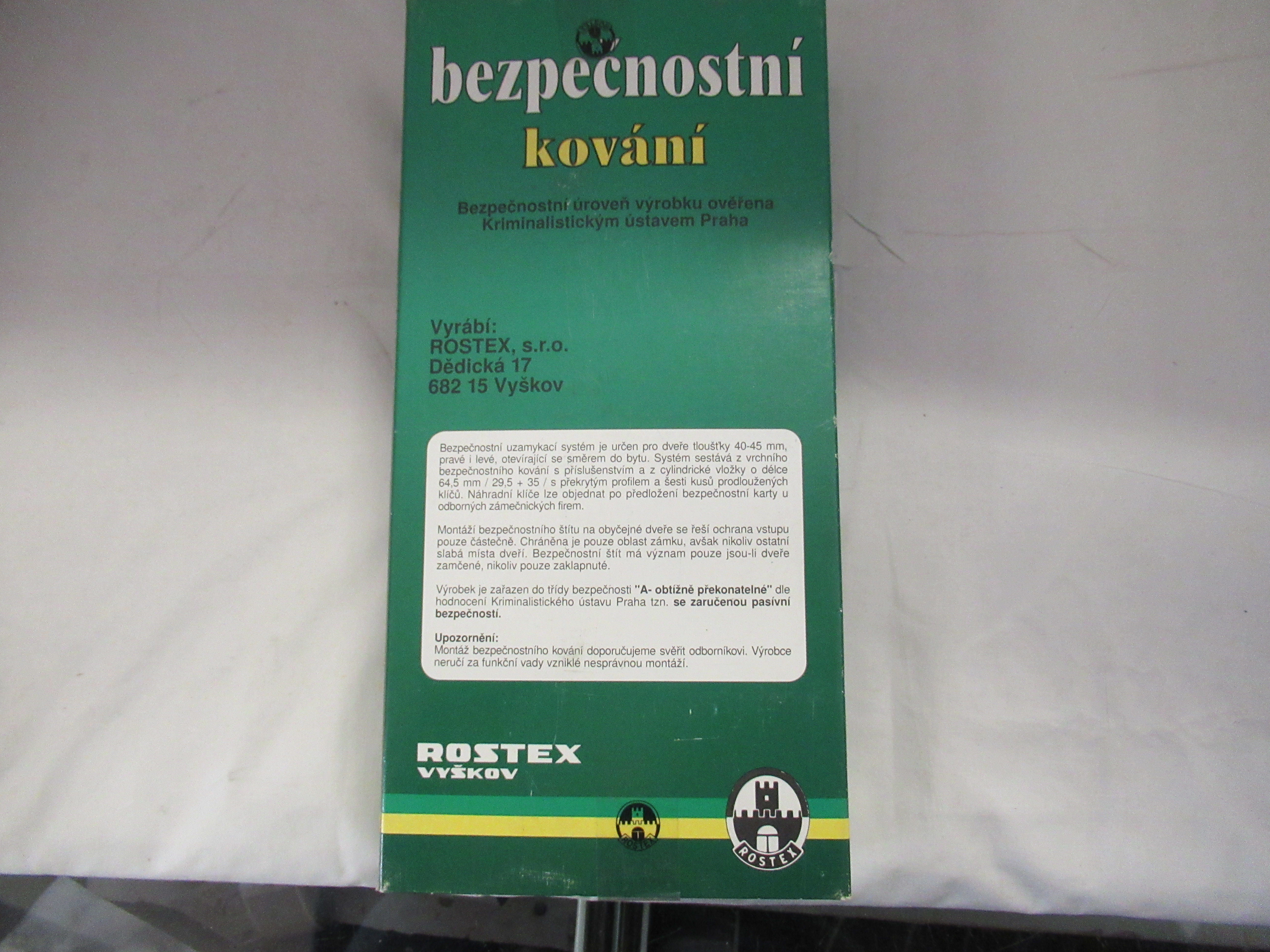 Bezpečnostní uzamykací systém R4/d bílá s vložkou 72 mm